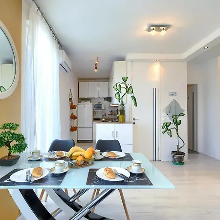 Seny Gold Apartman Póla