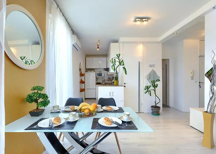 Seny Gold Apartman Póla