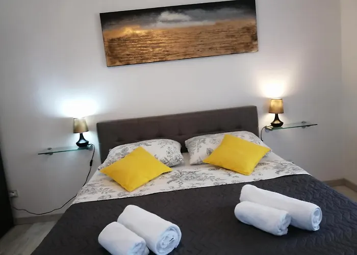 Seny Gold Apartman Póla