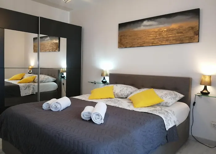 Seny Gold Apartman Pula